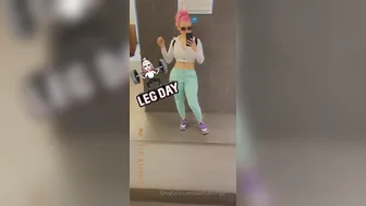 daizha morgann onlyfans gorgeous young lady jerks both holes