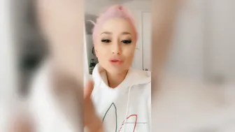 daizha morgann onlyfans sexy chick masturbates shaved pussy