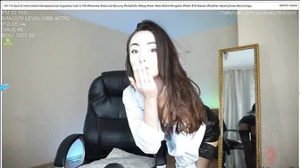 alwayssomewhere onlyfans exquisite bitch pulls pussy