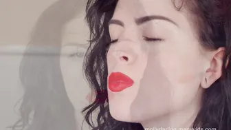 molly darling onlyfans weak on the front