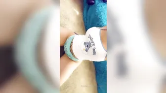 daizha morgann onlyfans busty bitch jerks pussy with phallus