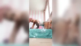 daizha morgann onlyfans busty bitch jerks pussy with phallus