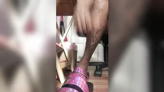 queenveinyfeet onlyfans Juicy brunette