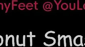 queenveinyfeet onlyfans fingers in pussy