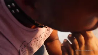 queenveinyfeet onlyfans weak on the front