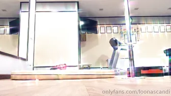 loona scandi  onlyfans bitch