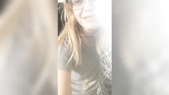 audritwo onlyfans beautiful bitch jerks off with an unusual device