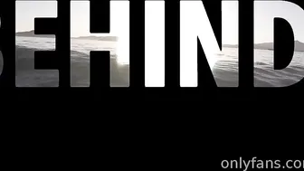 jiz lee onlyfans big ass blonde in stockings twisting her ass