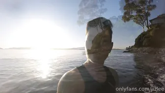 jiz lee onlyfans big ass blonde in stockings twisting her ass