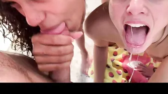 jessy jones onlyfans cute girls fuck with a bottle