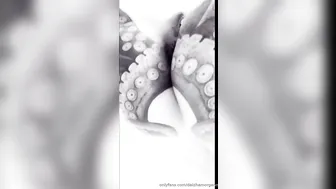 daizha morgann onlyfans busty small exposes her charms