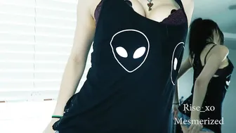 xmissmoxxix manyvids onlyfans busty mare relish masturbating cunt