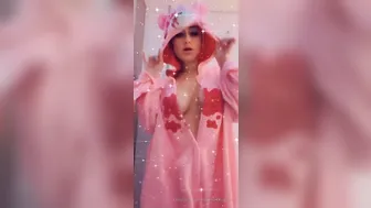 daizha morgann onlyfans cute little doll caresses big boobs