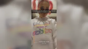 daizha morgann onlyfans beauty fucks herself in front of the webcam