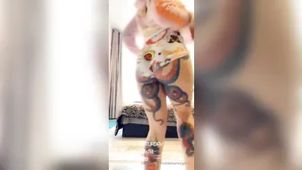 daizha morgann onlyfans blonde slut fucks pussy with phallus