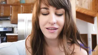 princess leia manyvids onlyfans a cool lady rides a sex toy