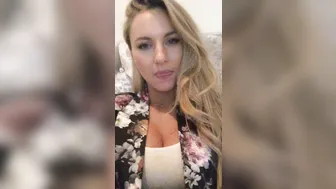 natasha anastasia onlyfans solo masturbation ending with cumshots