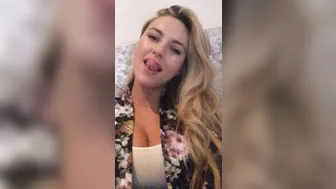 natasha anastasia onlyfans solo masturbation ending with cumshots