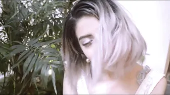 abdoll manyvids onlyfans spicy chick gently pulls pussy