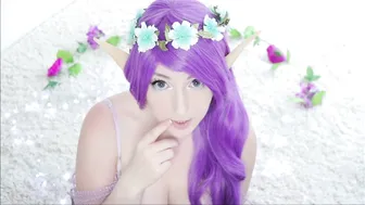 bunibun onlyfans hot lady plants hand in anus