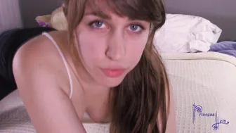 princess leia manyvids onlyfans buxom cutie is played with dildo