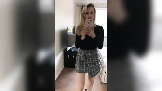 natasha anastasia onlyfans fucks herself in pussy