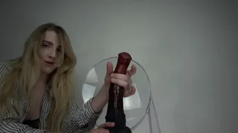 missprincesskay manyvids onlyfans jerking close up