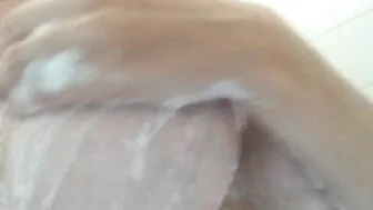 courtney cummz onlyfans modest model posing in fries