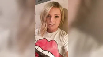 cali hotwife onlyfans lustful babe caresses herself with fingers