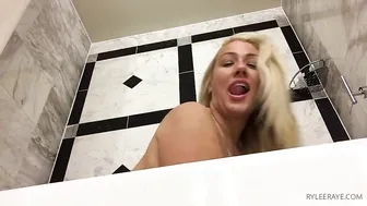 ryleeraye_ onlyfans gets squirt