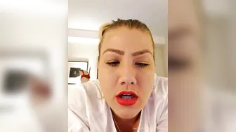 ryleeraye onlyfans desired babe cums from erotic dance