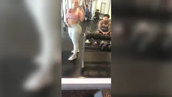 thejuliecash_ onlyfans beautiful bitch fucks herself with a phallus