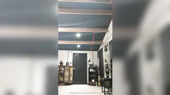 miss courtney onlyfans sexy shorts