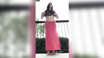 scarlett rae onlyfans naughty fat lady is fondling saggy boobs