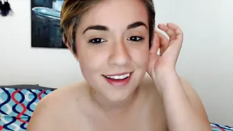 alejandra Gorgeous babe took off her panties and bra