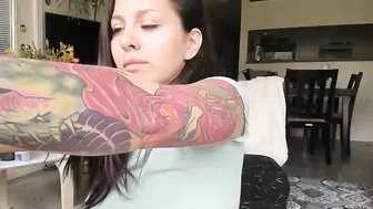 victoria Luxurious chick caresses lips sex