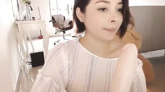 valeriehender baby is fried in the cap