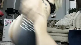 alexisblake Cute young lady fucked her cunt with a phallus