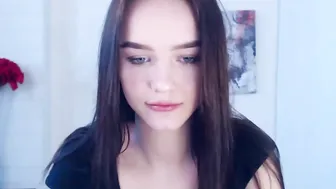 urblack_kittyx busty cutie showed the cap
