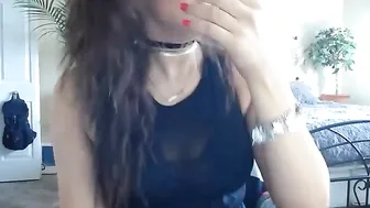 nikkieliot Hot female fucks herself in the anus