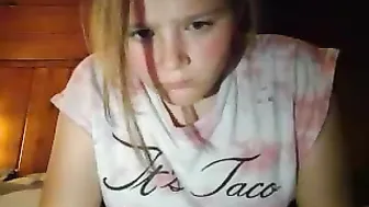 qx_lexie_xq Incendiary queen jumps on sex toy