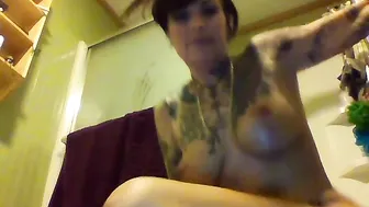 lorianne1432 Cute confused fingering booty