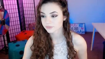 chickenbizkit Mature fucks her ass
