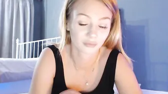 Yveline Recording private web model