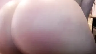 brielle Sexy chick gets cum on face