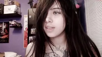 sherryshen dancing naked and pulling pussy