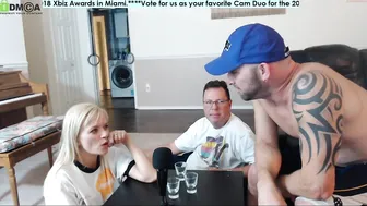 whaaaaaaaat Busty blonde licks nipples