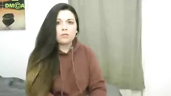 twerkthatbootybabe Sweet lady caresses pussy