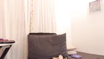alessacolombian Big breasted female - pussy fingers