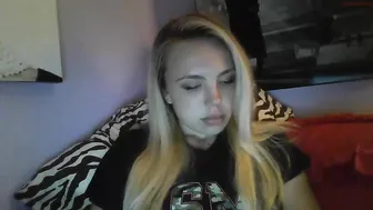 yourbabylynn23 chaturbate Luxury model